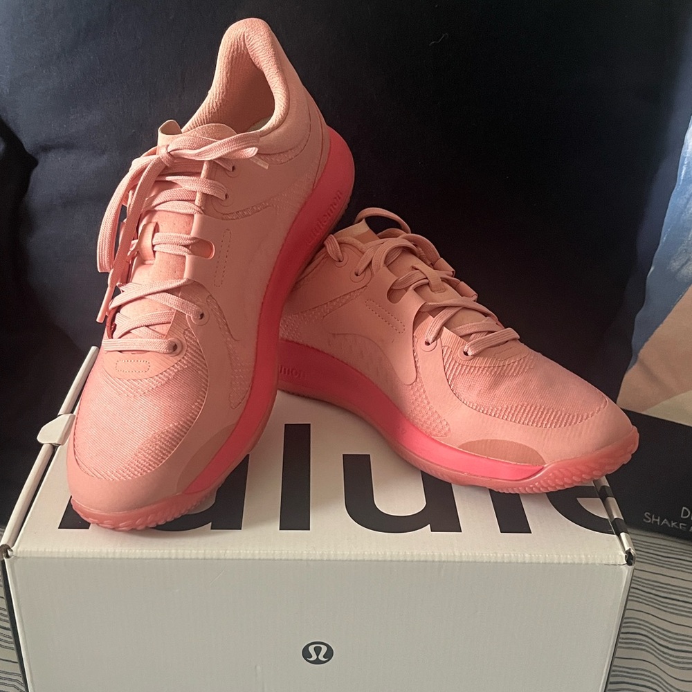 Lululemon Strongfeel training shoe